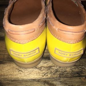 Tory Burch Yellow Rain Shoes 7
